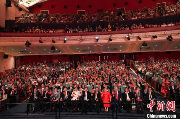 配资家 中菲共同庆祝两国建交五十周年